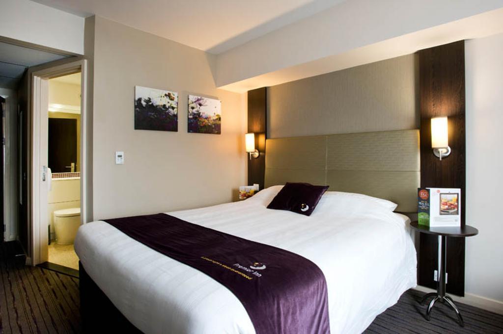 Premier Inn Aberdeen Airport - Dyce Phòng bức ảnh